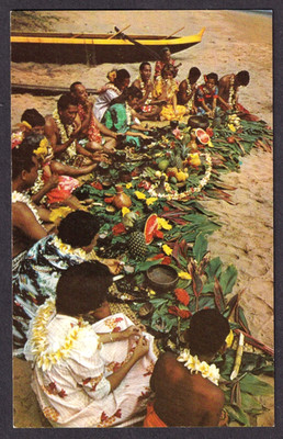 Hawaii Luau Feast Gathering Ancient Hawaiian Tradition Vintage Postcard HI