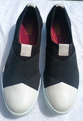 Munro Anjela Black White Cap Toe Slip-On Sneakers Sz 8.5 New Wide Elastic Straps
