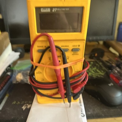 Fluke 27 Multimeter Clean and In Good Condition Tested Works -Had Good Leads.,