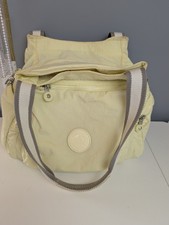 Borsa a tracolla media Kipling Gracy Chevron in nylon giallo borsa a mano PLS REA