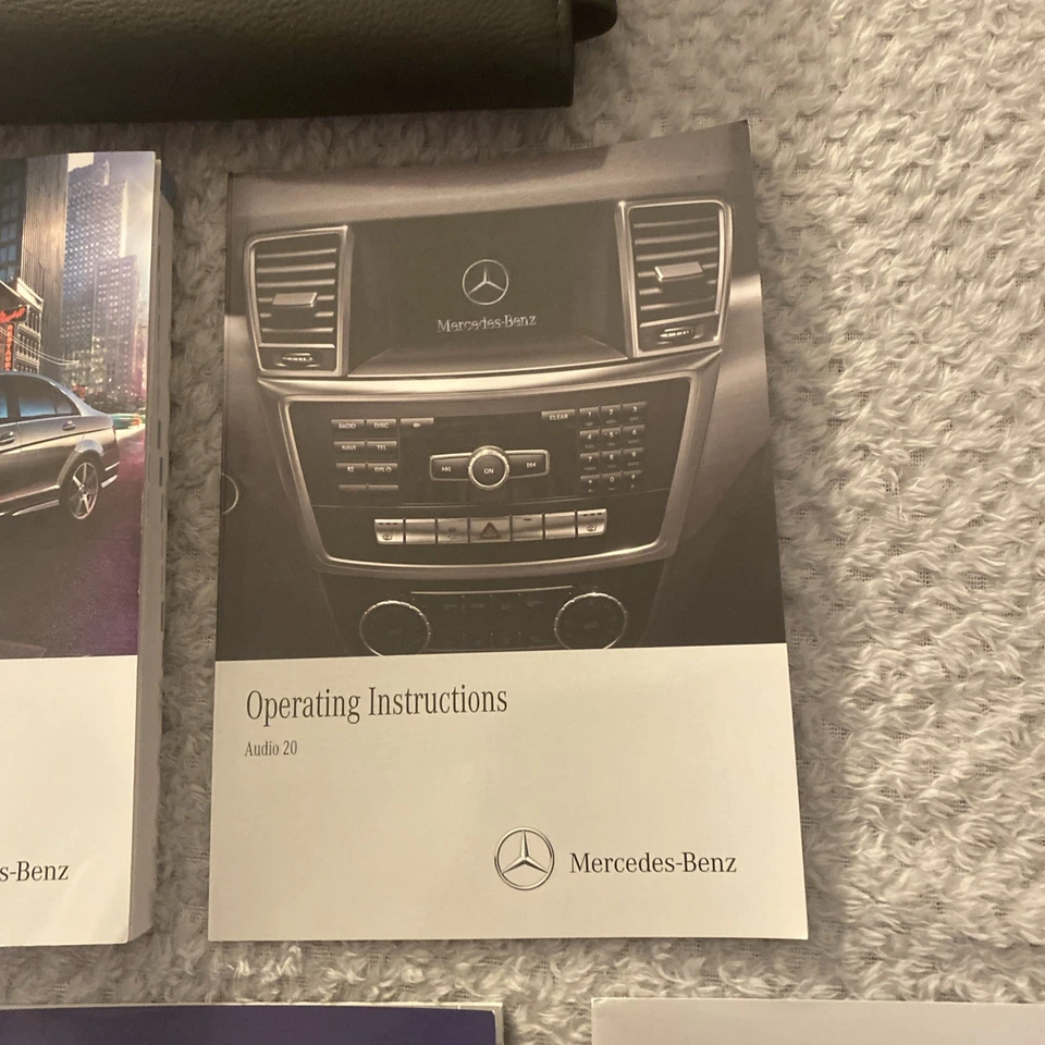 2014 Mercedes-Benz C-класса C250 C300 4MATIC C350 4MATIC C63 AMG руководство пользователя - Изображение 4 из 4