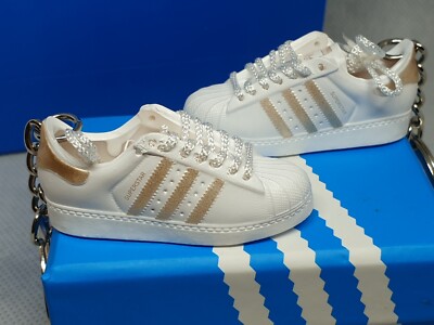 ADIDAS SUPERSTARS GOLD 3D MINI SNEAKER / SNEAKER SCHLÜSSELANHÄNGER GESCHENK VERPACKT - SCHNELL UK