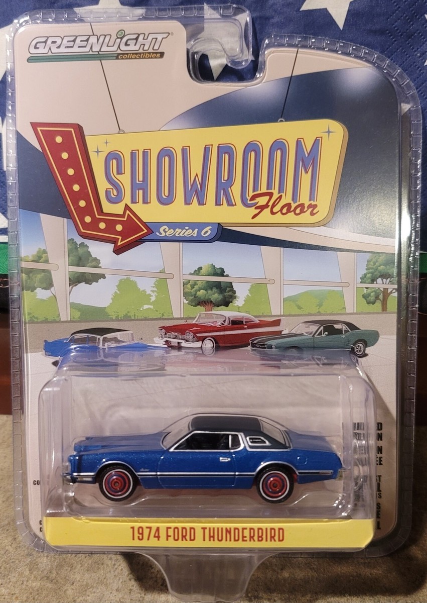 1/64　グリーンライト　チェイス FORD THUNDERBIRD 1/64 グリーンライト チェイス FORD THUNDERBIRD 1:64