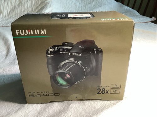 Cámara digital Fujifilm FinePix S Series S4400 14,0 MP negra probada - Imagen 15 de 16