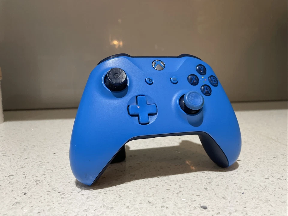 Genuine Microsoft XBOX One 1708 Wireless Controller +Wired for Windows 7 8 10 PC - Image 2 of 4