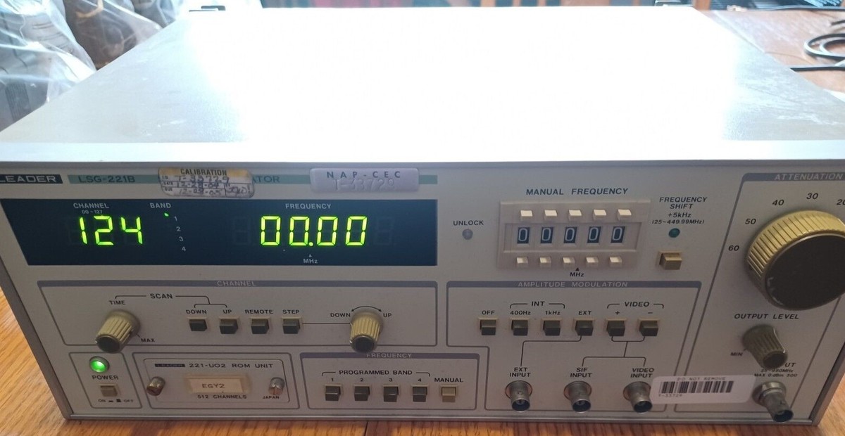 LEADER リーダー電子　LSG-221B シグナルジェネレータ LEADER リーダー電子 LSG-221B シグナルジェネレータ - メルカリ