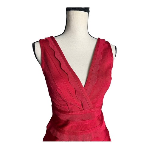 Mini abito natalizio Nasty Gal rosso orlo smerlato bodycon taglia S - Foto 7 di 10