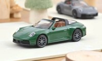 Norev 1:43 Jet-Car Porsche 911 (992) Gts Targa (2024) - British Racing Green
