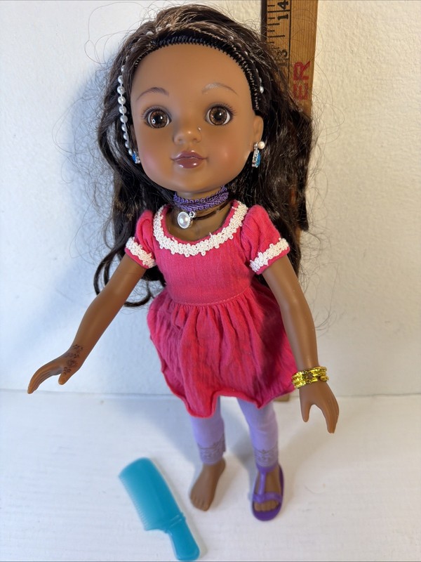 Playmates 2010 Hearts for Hearts G2G Nahji From India Doll All Original Clothing