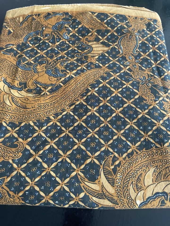 Schwarz-braunes Baumwolltuch 240 x 103 cm