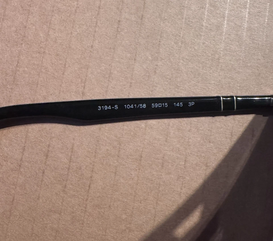 Persol 太阳镜黑色 3194-S 偏光镜片 带外壳 飞行员 经典 — 第 3/4 张图片