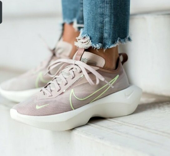 vista lite nike beige