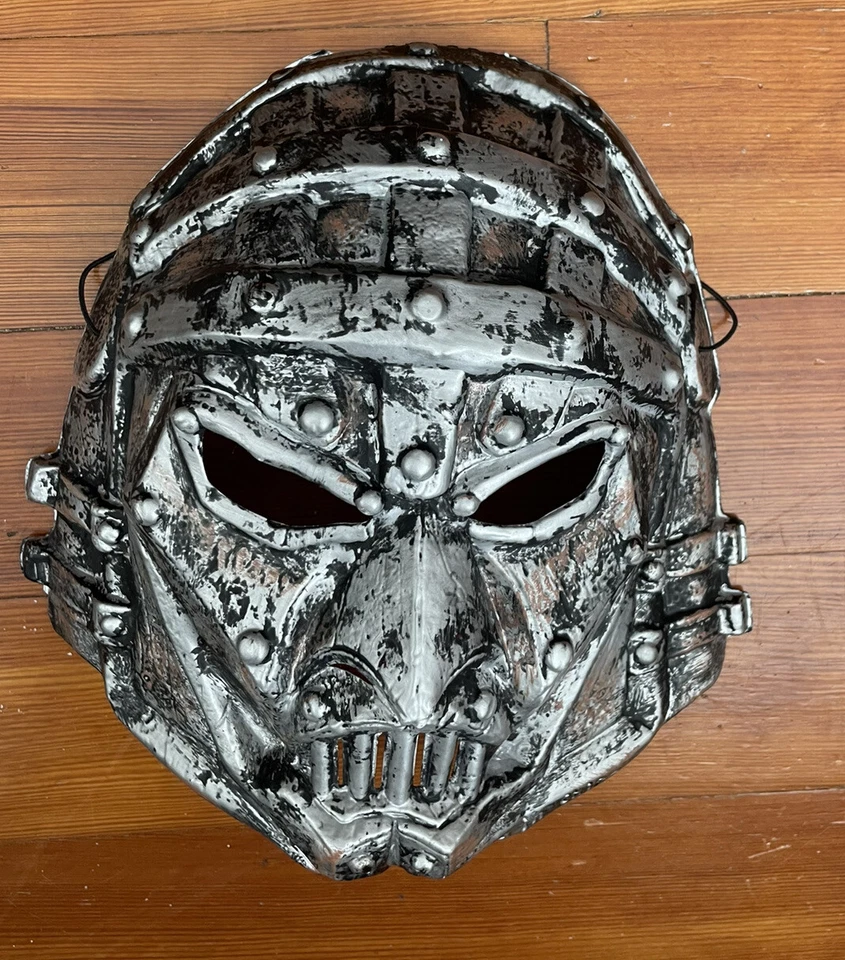 Vintage 2001 Gladiator Halloween Mask - Silver - Thin Plastic - Disguise - Image 2 of 4