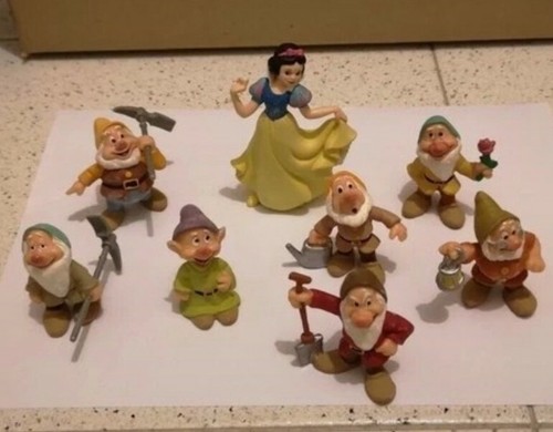 Biancaneve E I sette Nani Disney. - Foto 2 di 2