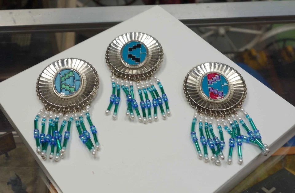 3 Anstecknadeln - silber /türkis - mit Perlen - sehr hübsche Arbeit - NEU - Bild 2 von 2