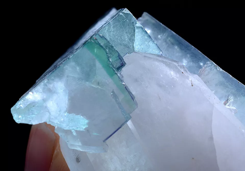 188g Natural Phantom Window Purple Fluorite Mineral Specimen/Yaogangxian China - Picture 8 of 11