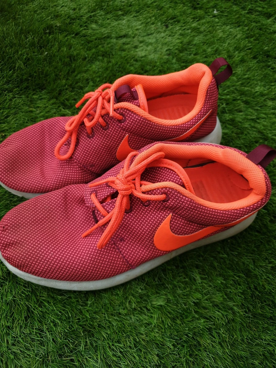 Nike sneakers hotsell run small