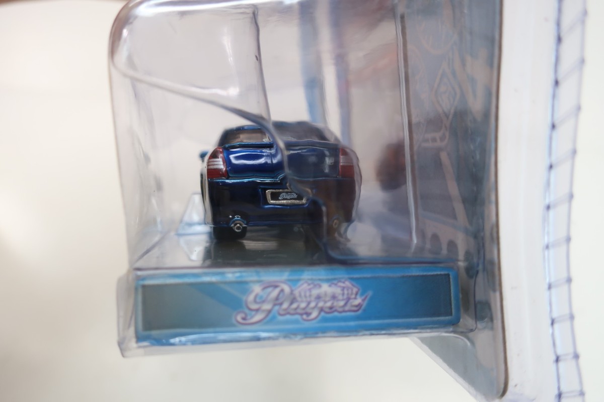 Maisto Playerz 1:64 Diecast Blue Chrysler 300C Hemi | eBay