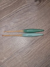 Premium Ergonomic Beech Wood Crochet Hooks Size E-3.5mm  G-4.0mm