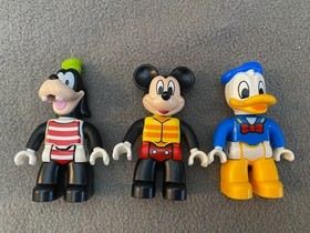 Lego Duplo 10827 Mickey & Friends Beach House Disney Set & Instructions Retired