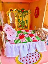 Vintage Strawberry Shortcake Berry Happy Home Bedroom Furniture