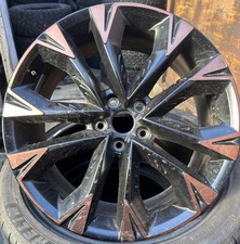 Genuine Cupra Formentor 19” Bronze And Black Dimond Cut Alloy Wheel 5FF 601 025S