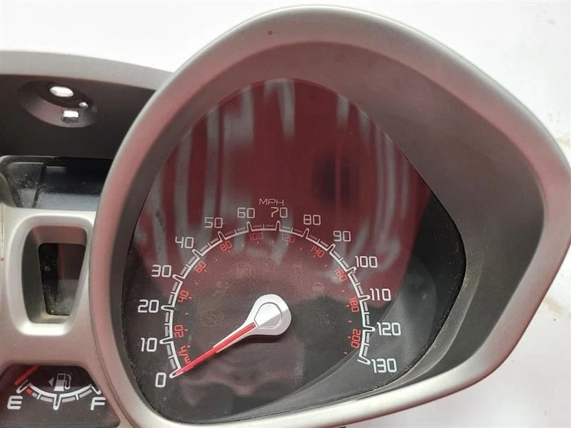Ford Fiesta 2012-2013 velocímetro Speedo 58 k millas fabricante de equipos originales   Foto 4 de 4