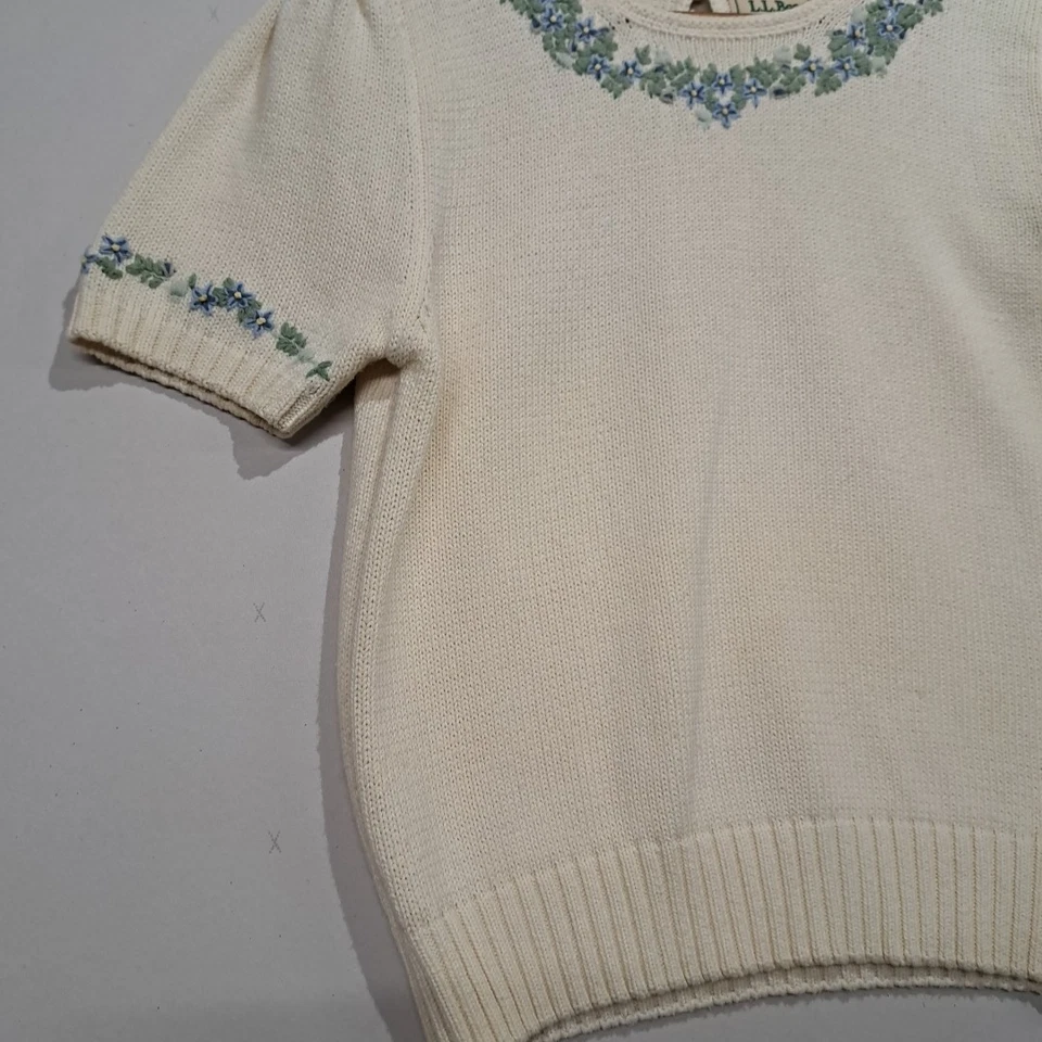LL Bean Short Sleeve Sweater Embroidered Floral Womens Small Vintage Y2K Cottage - Image 3 of 4