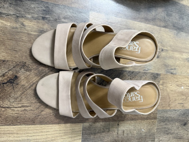 Franco Sarto Mistic Beige Leather Strappy Wedge Sandals Womens Size 7.5M Nude