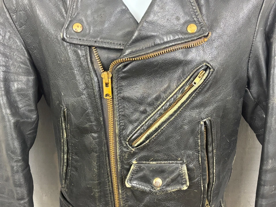 Chaqueta de moto vintage Lesco cuero envejecido con broches de presión dorados y cremalleras Foto 4 de 4