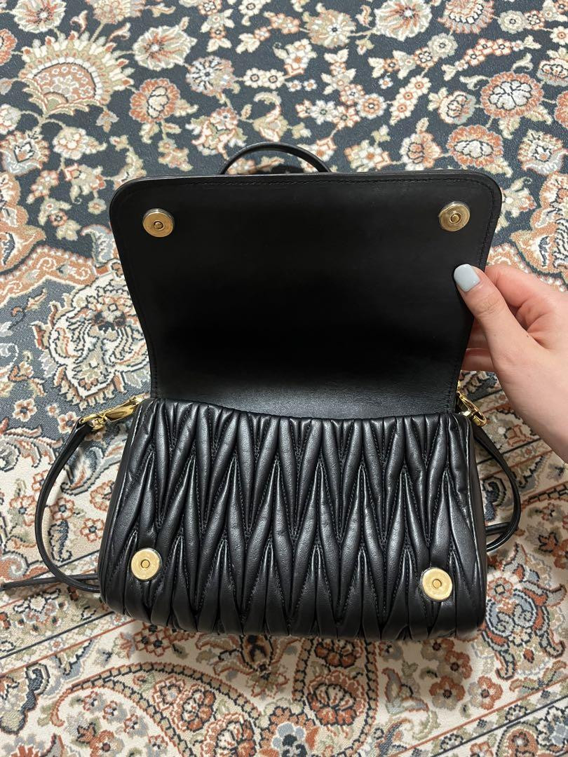 バッグ miu miu Quilted shoulder bag black miu miu black leather shoulder bag with quilted design | eBay