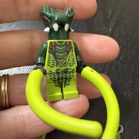 LEGO 9557 NINJAGO Lizaru Figure, Includes 5 Weapons