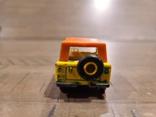 Matchbox 1970 MB18-A2 Miniatures Field Car Vintage Yellow Diecast Toy Vehicle - Picture 7 of 8