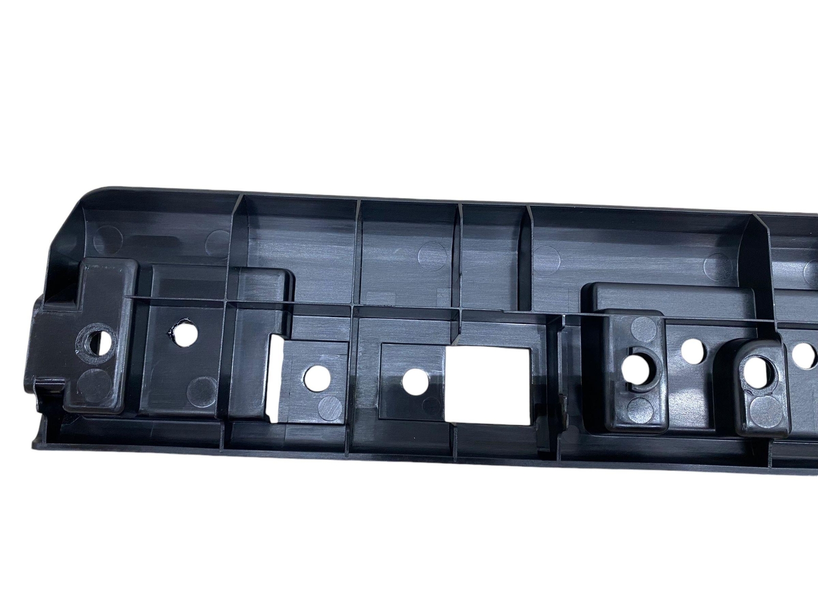 2019 - 2023 ASTON MARTIN VANTAGE RIGHT DOOR ROCKER SILL PANEL INNER MOUNT COVER