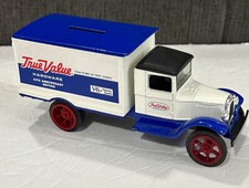 ERTL 1931 Hawkeye True Value Hardware 10th Anniversary Ed. Metal Truck Bank 1991