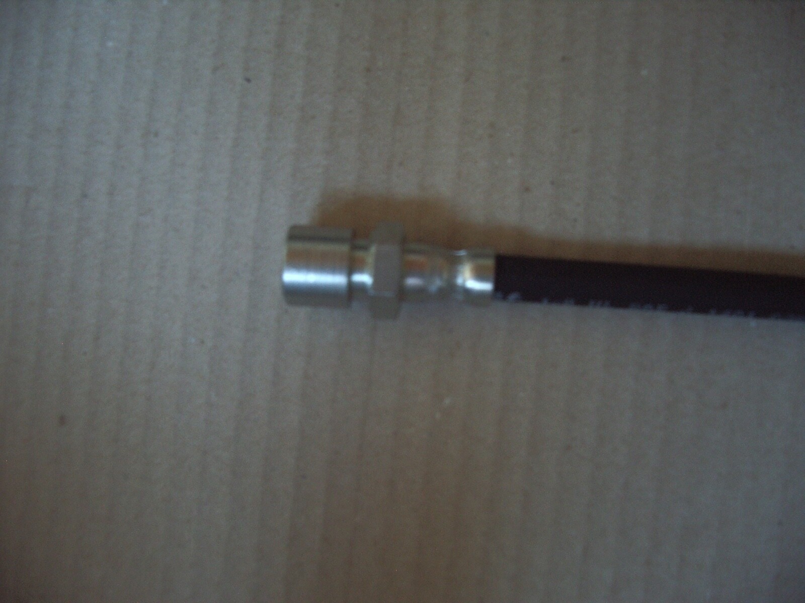 Genuine IVECO EuroCargo Rear Flexible Brake Hose 98409528 for sale 