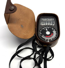 VTG WESTON MASTER II UNIVERSAL EXPOSURE LIGHT METER MODEL 735 W/ LEATHER CASE