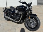 2026 Triumph Bonneville Bobber Jet black 