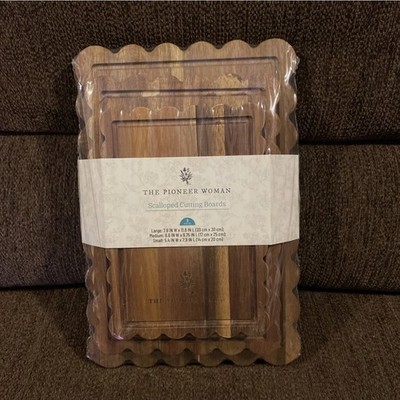The Pioneer Woman Scalloped Cutting Boards Set of 3 Acacia Wood