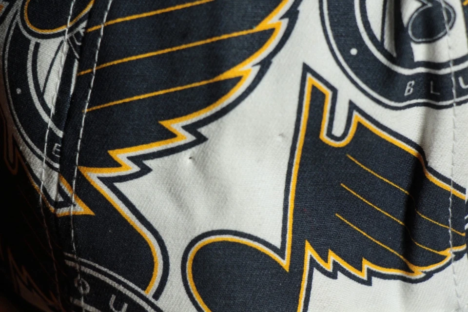 Vintage St. Louis Blues All Over Print Snapback Hat Cap Arch 3rd Jersey Logo NHL - Image 3 of 4