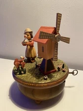 Vintage Anri Wooden music box