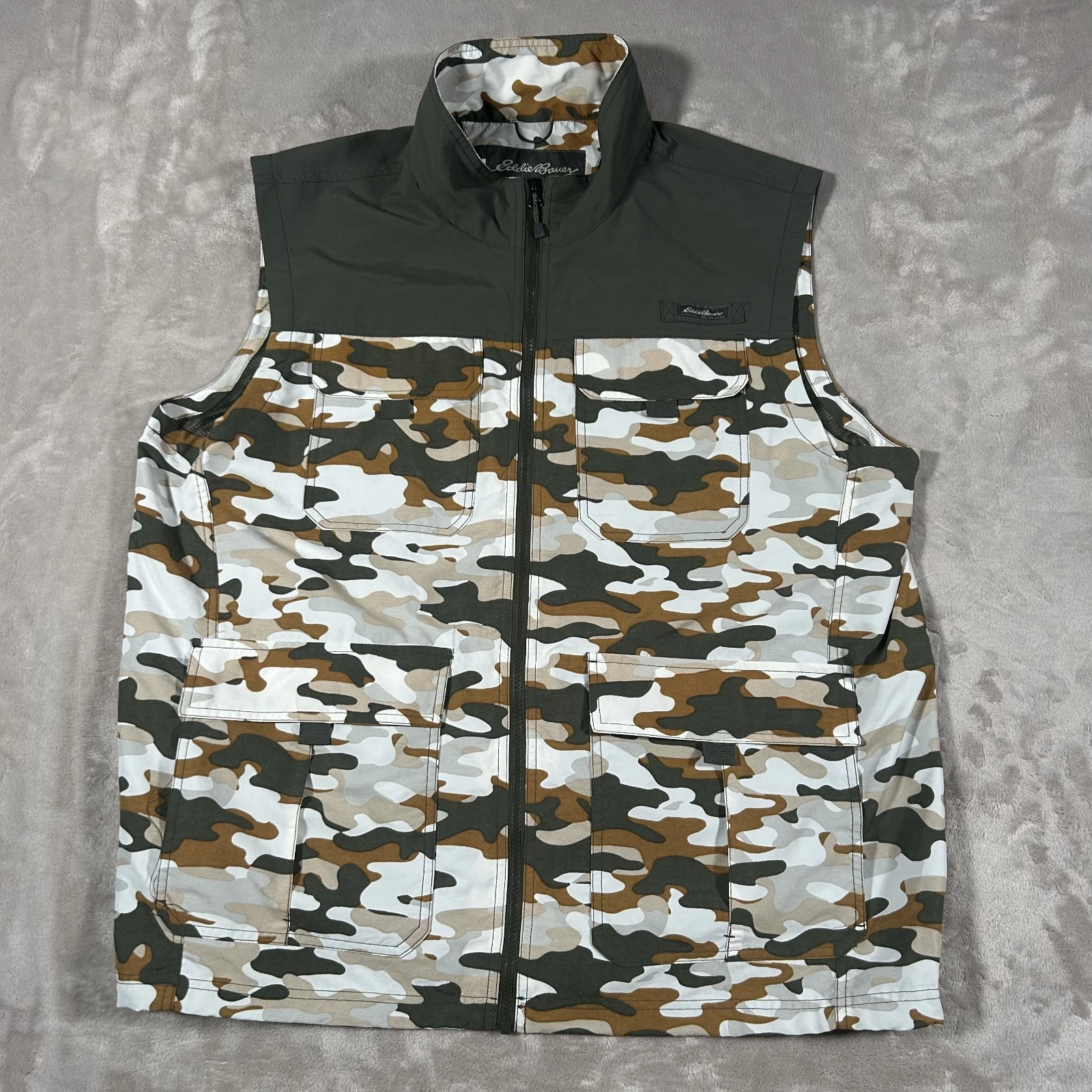 Eddie Bauer Camo Vest Mens XL Soft Shell Outdoor Hunting Full Zip Pockets EUC
