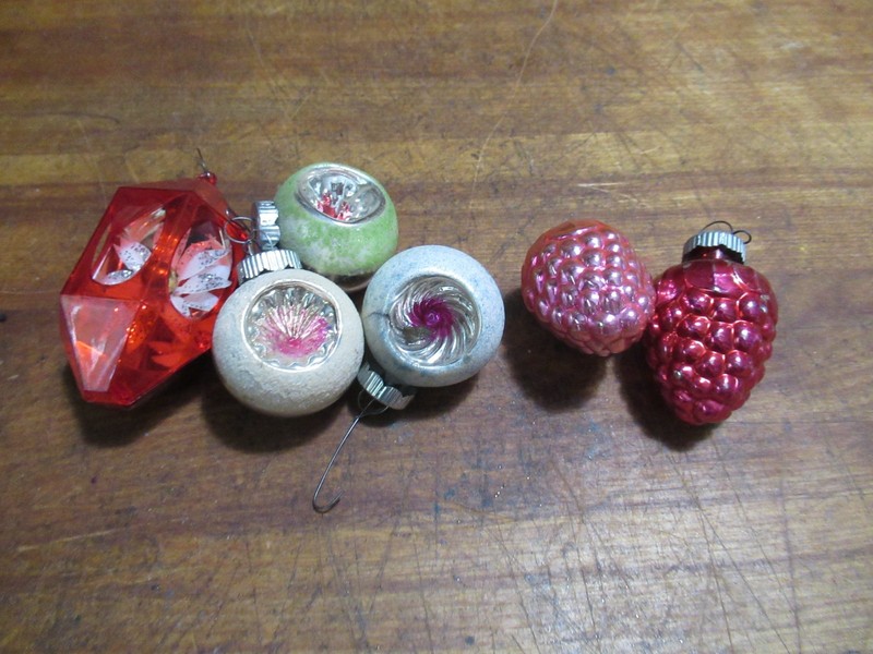 6 pcs. Vintage Christmas Ornaments