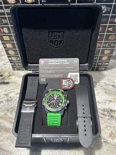 Luminox Pacific Diver Chronograph Quartz Watch 3140 Series Green