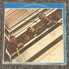 The Beatles 1967-70 Double LP Vinyl Record “Israel” import Portrait Label plus.