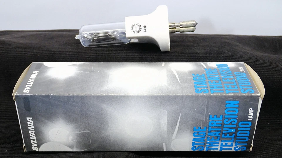 Sylvania EGT 1000 watt Bi-pin Stage Lamp 120v G22 Base 3200K - Image 2 of 3