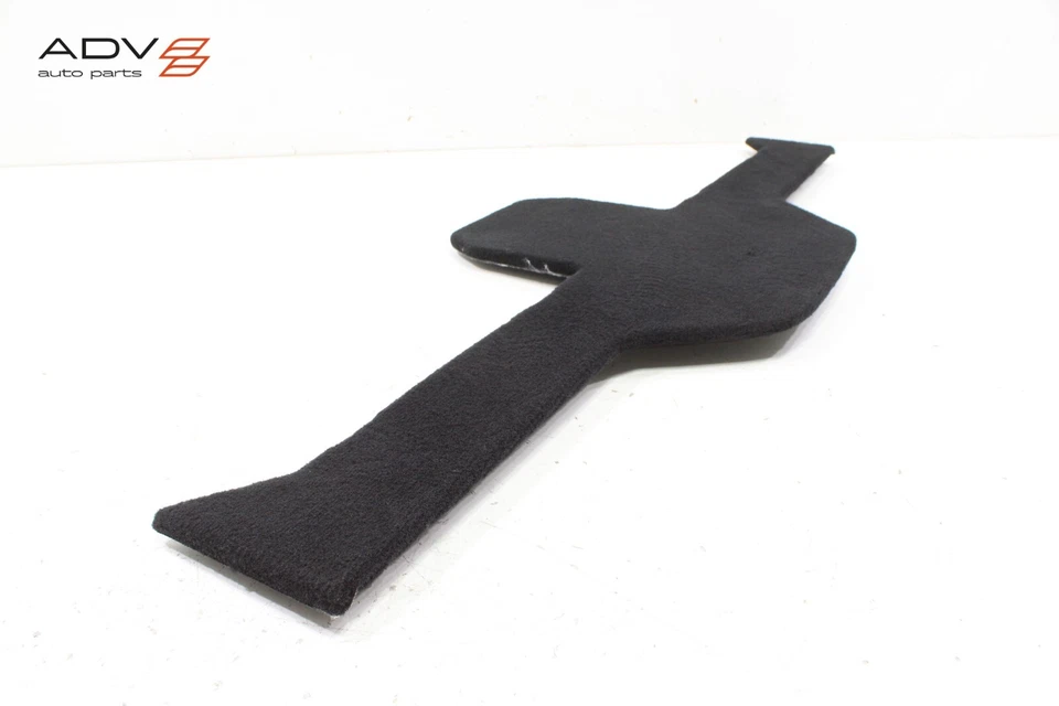 Chrysler Pacifica 2017-2025 carga trasera piso moldura delantera panel de cubierta OEM Foto 3 de 4