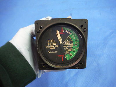 Beech Fuel Flow Indicator P/N 96-384069-1 Alt P/N 1UC28-204-8  (1015-235) 