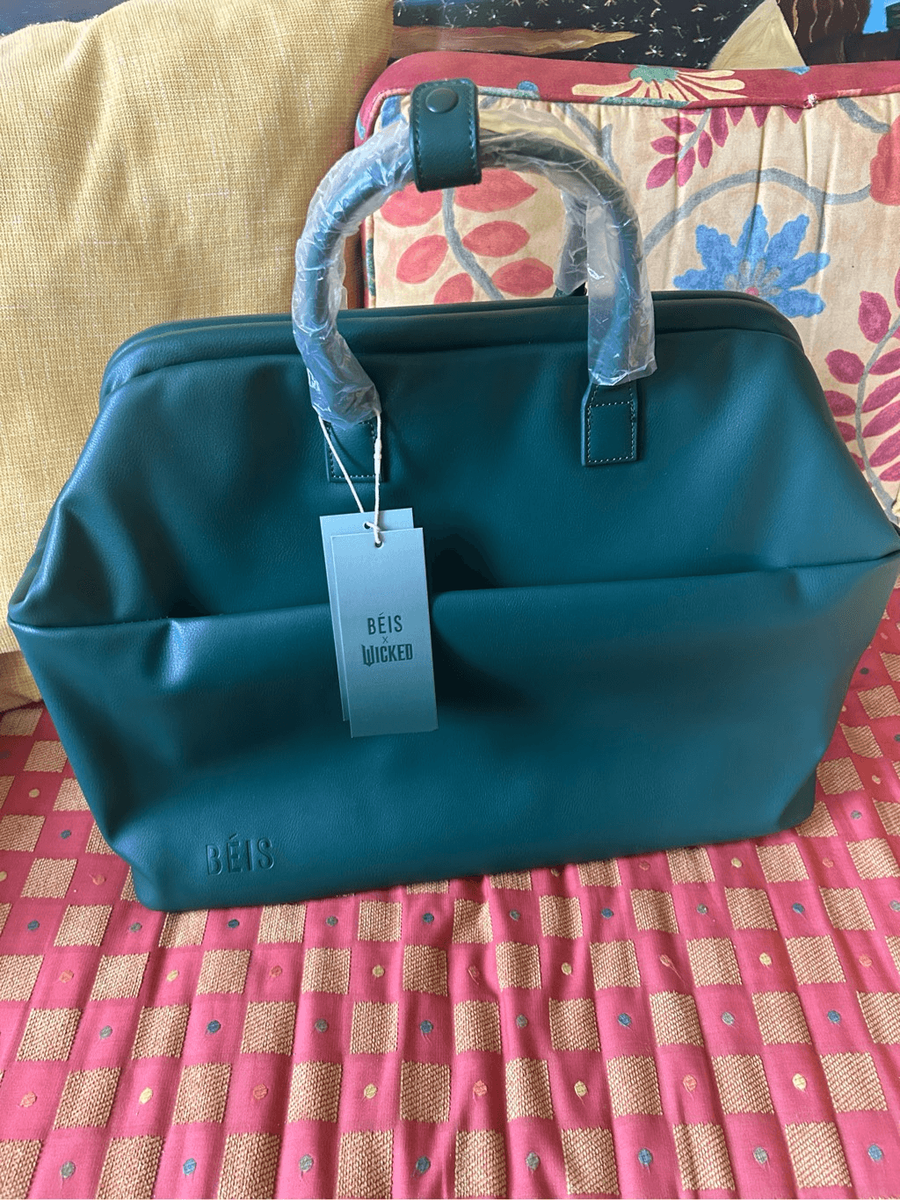NWT BEIS Wicked Weekender Travel Bag in Wicked Green | eBay