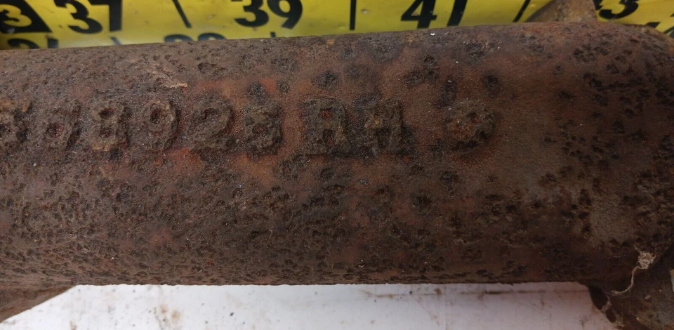 Colector de escape usado OEM GM RH 371 568926 1957-58 Oldsmobile 88-98 (M17) Foto 3 de 4